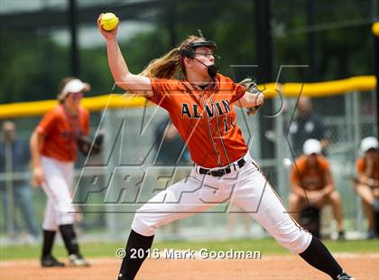 Thumbnail 1 in Katy vs. Alvin (UIL 6A Region 3 Playoff) photogallery.