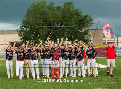 Thumbnail 1 in Katy vs. Alvin (UIL 6A Region 3 Playoff) photogallery.