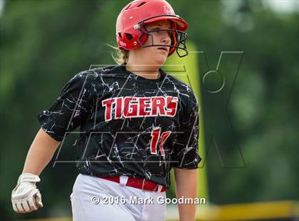 Thumbnail 2 in Katy vs. Alvin (UIL 6A Region 3 Playoff) photogallery.