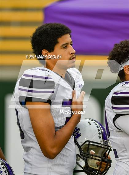 Thumbnail 2 in Allen vs. Cedar Ridge (UIL 6A D1 Semifinal) photogallery.