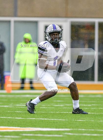 Thumbnail 2 in Allen vs. Cedar Ridge (UIL 6A D1 Semifinal) photogallery.