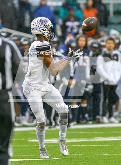 Thumbnail 3 in Allen vs. Cedar Ridge (UIL 6A D1 Semifinal) photogallery.