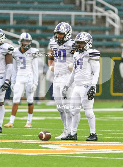 Thumbnail 2 in Allen vs. Cedar Ridge (UIL 6A D1 Semifinal) photogallery.