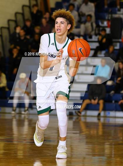 Thumbnail 2 in Chino Hills vs. Bishop O'Dowd (Tarkanian Classic) photogallery.