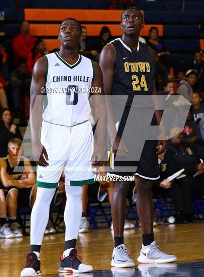Thumbnail 2 in Chino Hills vs. Bishop O'Dowd (Tarkanian Classic) photogallery.