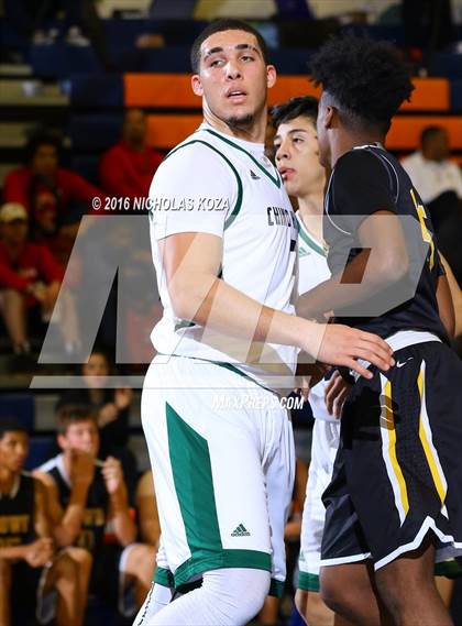 Thumbnail 2 in Chino Hills vs. Bishop O'Dowd (Tarkanian Classic) photogallery.