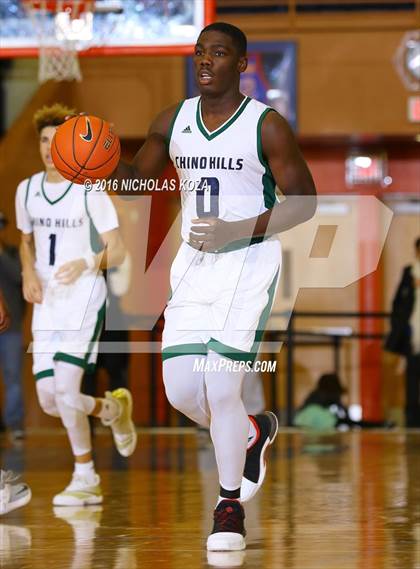 Thumbnail 2 in Chino Hills vs. Bishop O'Dowd (Tarkanian Classic) photogallery.