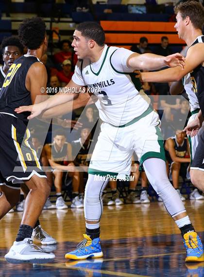 Thumbnail 2 in Chino Hills vs. Bishop O'Dowd (Tarkanian Classic) photogallery.
