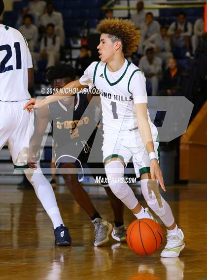 Thumbnail 1 in Chino Hills vs. Bishop O'Dowd (Tarkanian Classic) photogallery.