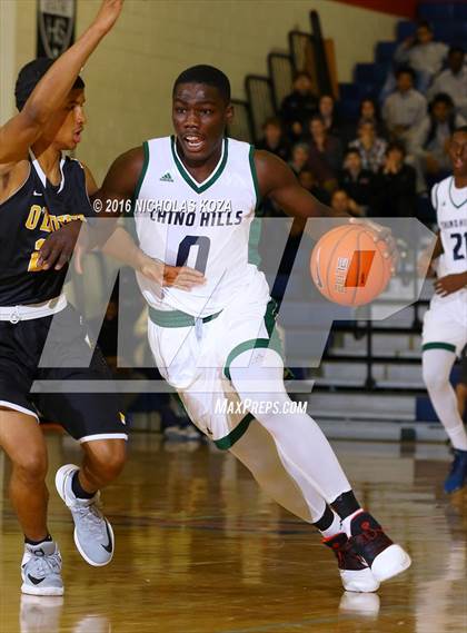 Thumbnail 3 in Chino Hills vs. Bishop O'Dowd (Tarkanian Classic) photogallery.