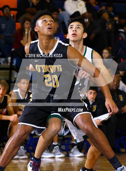 Thumbnail 2 in Chino Hills vs. Bishop O'Dowd (Tarkanian Classic) photogallery.