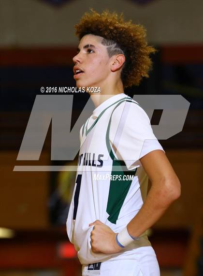 Thumbnail 2 in Chino Hills vs. Bishop O'Dowd (Tarkanian Classic) photogallery.