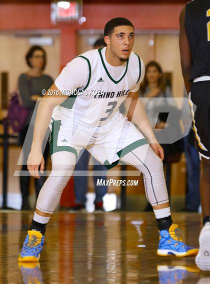 Thumbnail 2 in Chino Hills vs. Bishop O'Dowd (Tarkanian Classic) photogallery.