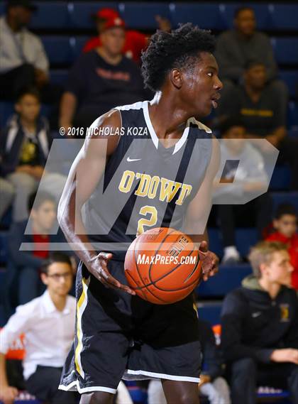 Thumbnail 2 in Chino Hills vs. Bishop O'Dowd (Tarkanian Classic) photogallery.
