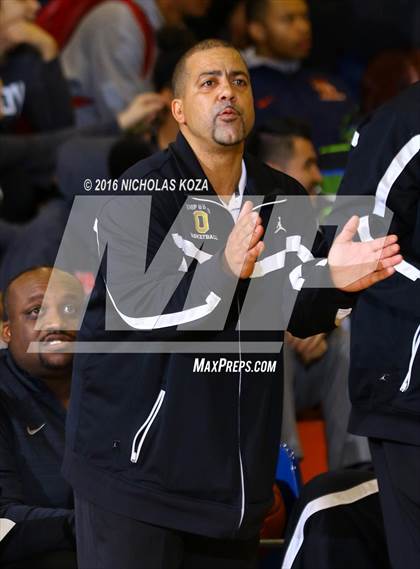 Thumbnail 3 in Chino Hills vs. Bishop O'Dowd (Tarkanian Classic) photogallery.