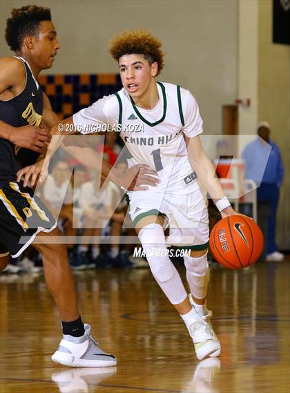 Thumbnail 1 in Chino Hills vs. Bishop O'Dowd (Tarkanian Classic) photogallery.