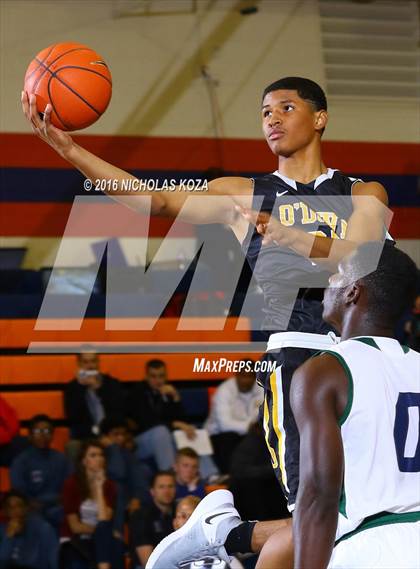 Thumbnail 3 in Chino Hills vs. Bishop O'Dowd (Tarkanian Classic) photogallery.