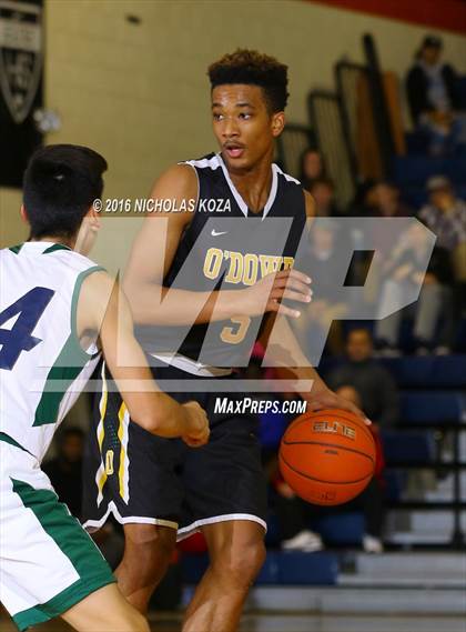 Thumbnail 3 in Chino Hills vs. Bishop O'Dowd (Tarkanian Classic) photogallery.