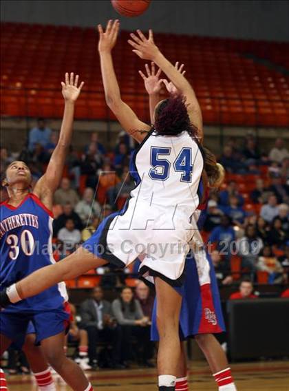 Thumbnail 3 in Duncanville vs. Summit (Texas 5A Region 1 Final) photogallery.