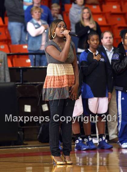 Thumbnail 3 in Duncanville vs. Summit (Texas 5A Region 1 Final) photogallery.