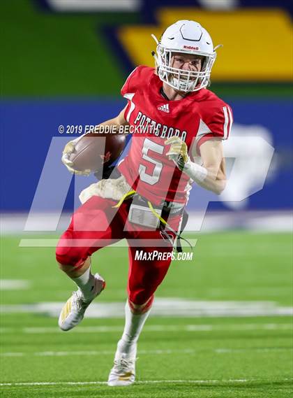 Thumbnail 1 in Kemp vs. Pottsboro (UIL 3A Division I Region II Bi-District) photogallery.