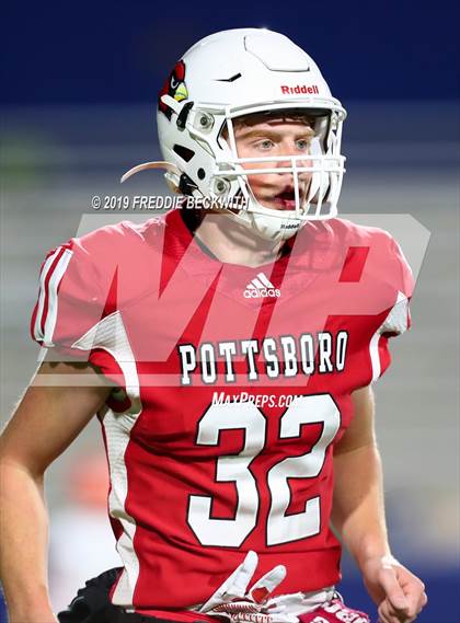 Thumbnail 1 in Kemp vs. Pottsboro (UIL 3A Division I Region II Bi-District) photogallery.