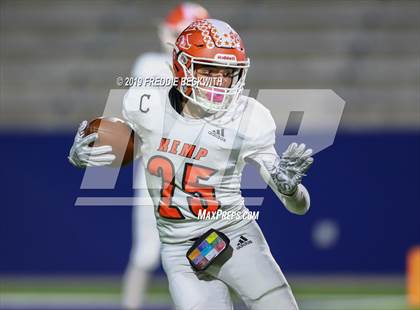 Thumbnail 2 in Kemp vs. Pottsboro (UIL 3A Division I Region II Bi-District) photogallery.