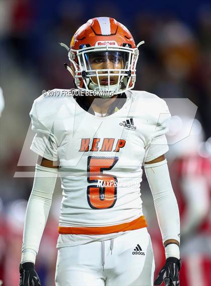Thumbnail 1 in Kemp vs. Pottsboro (UIL 3A Division I Region II Bi-District) photogallery.