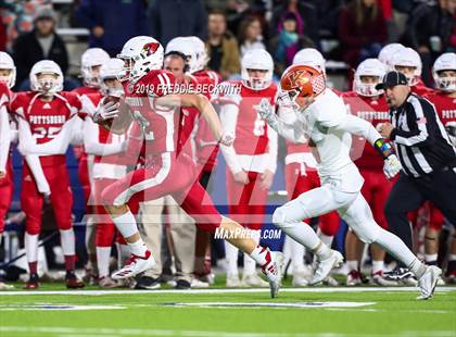 Thumbnail 1 in Kemp vs. Pottsboro (UIL 3A Division I Region II Bi-District) photogallery.