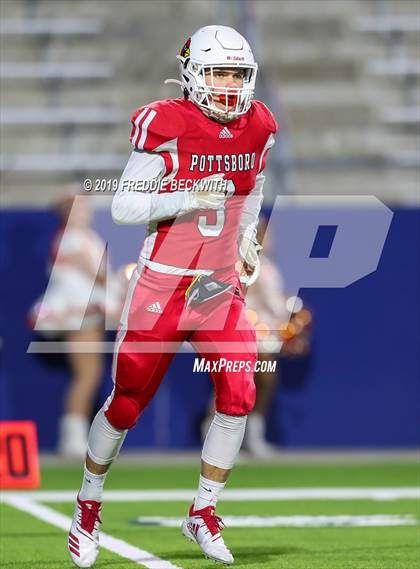 Thumbnail 1 in Kemp vs. Pottsboro (UIL 3A Division I Region II Bi-District) photogallery.