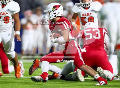 Thumbnail 1 in Kemp vs. Pottsboro (UIL 3A Division I Region II Bi-District) photogallery.
