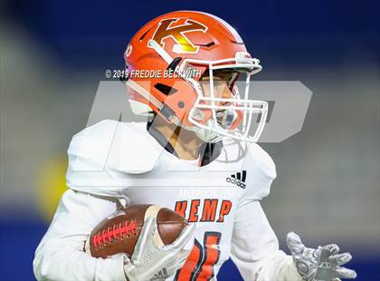 Thumbnail 3 in Kemp vs. Pottsboro (UIL 3A Division I Region II Bi-District) photogallery.