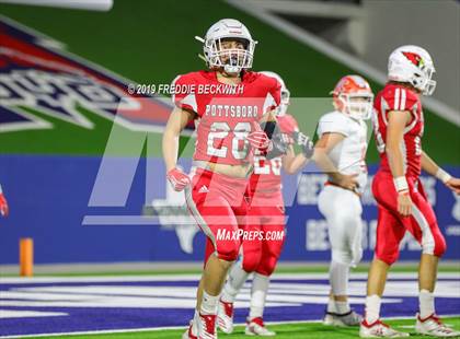 Thumbnail 3 in Kemp vs. Pottsboro (UIL 3A Division I Region II Bi-District) photogallery.