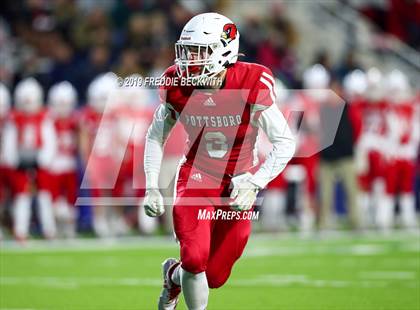Thumbnail 3 in Kemp vs. Pottsboro (UIL 3A Division I Region II Bi-District) photogallery.