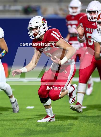 Thumbnail 1 in Kemp vs. Pottsboro (UIL 3A Division I Region II Bi-District) photogallery.