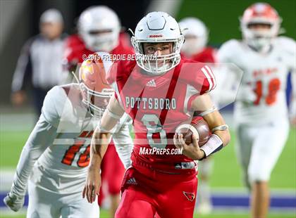 Thumbnail 1 in Kemp vs. Pottsboro (UIL 3A Division I Region II Bi-District) photogallery.