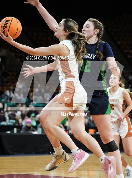 Thumbnail 2 in Mead VS Standley Lake (CHSAA 5A Great 8) photogallery.