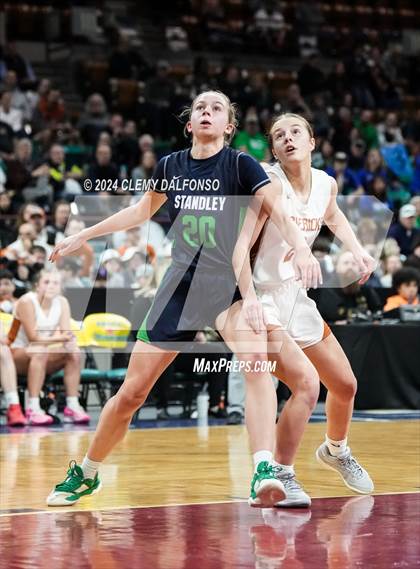Thumbnail 2 in Mead VS Standley Lake (CHSAA 5A Great 8) photogallery.