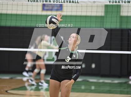 Thumbnail 2 in Shelbyville @ Yorktown photogallery.