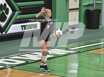 Thumbnail 1 in Shelbyville @ Yorktown photogallery.