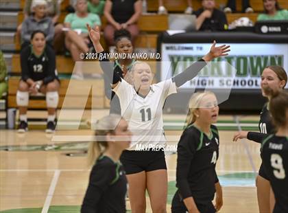 Thumbnail 2 in Shelbyville @ Yorktown photogallery.