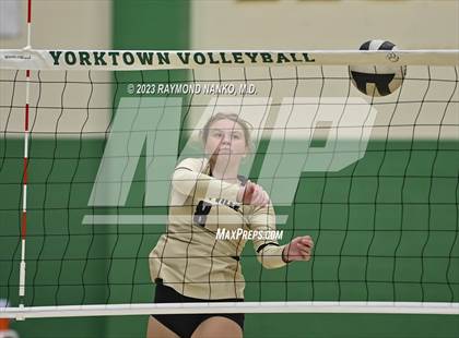 Thumbnail 2 in Shelbyville @ Yorktown photogallery.