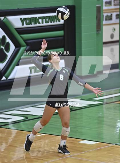 Thumbnail 1 in Shelbyville @ Yorktown photogallery.