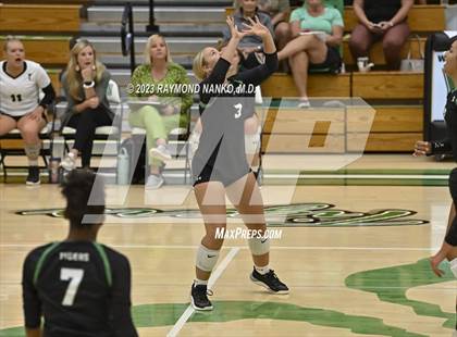 Thumbnail 3 in Shelbyville @ Yorktown photogallery.