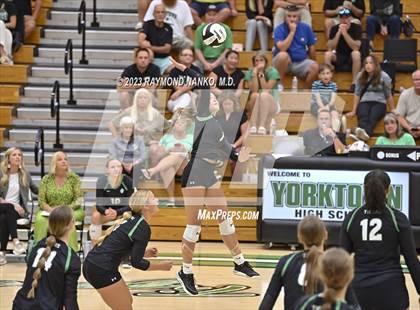 Thumbnail 1 in Shelbyville @ Yorktown photogallery.