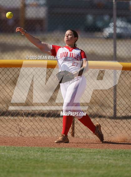 Thumbnail 2 in River Valley @ Kingman photogallery.