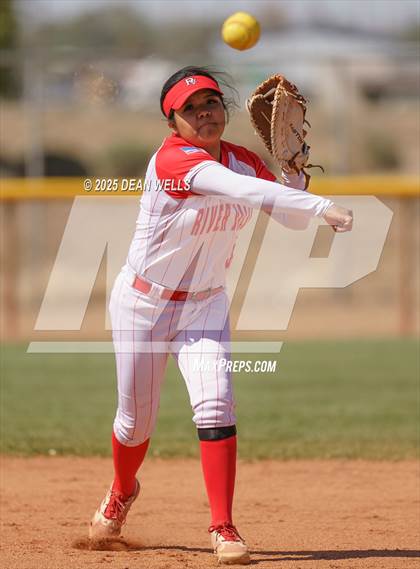 Thumbnail 1 in River Valley @ Kingman photogallery.