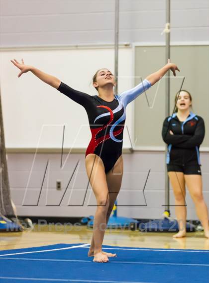 Thumbnail 1 in Multi-Team Meet @ Washington-Lee  photogallery.