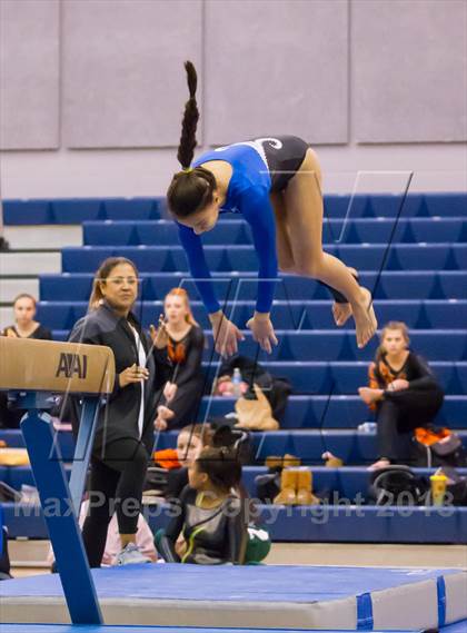 Thumbnail 1 in Multi-Team Meet @ Washington-Lee  photogallery.
