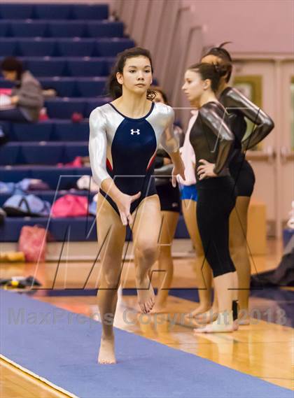 Thumbnail 3 in Multi-Team Meet @ Washington-Lee  photogallery.